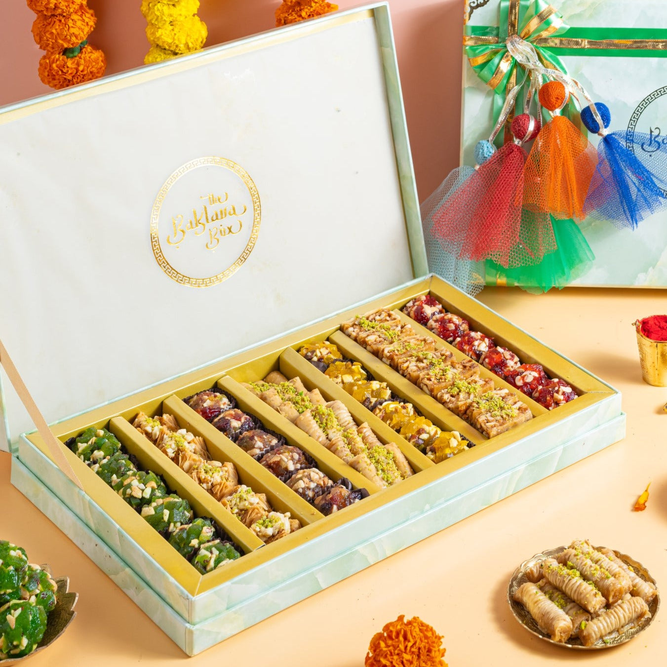 Royal Vega gift Box (1 kg) with ribbon packaging - Baklavas & Laddoos