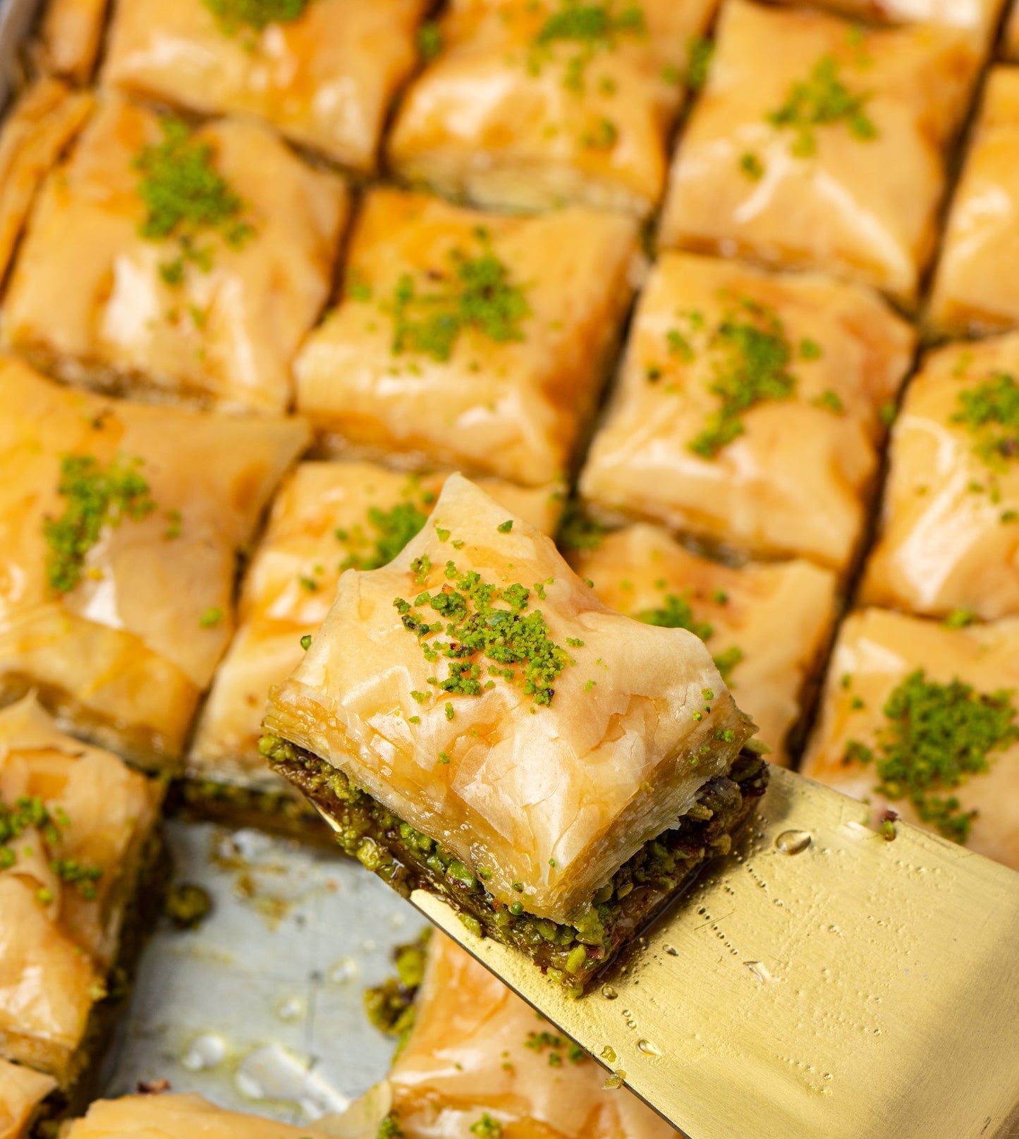 Classic Pistachio Turkish Baklava - THE BAKLAVA BOX