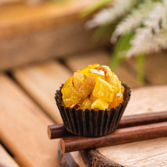 Mango & Almond Ladoo (20 pieces) - THE BAKLAVA BOX