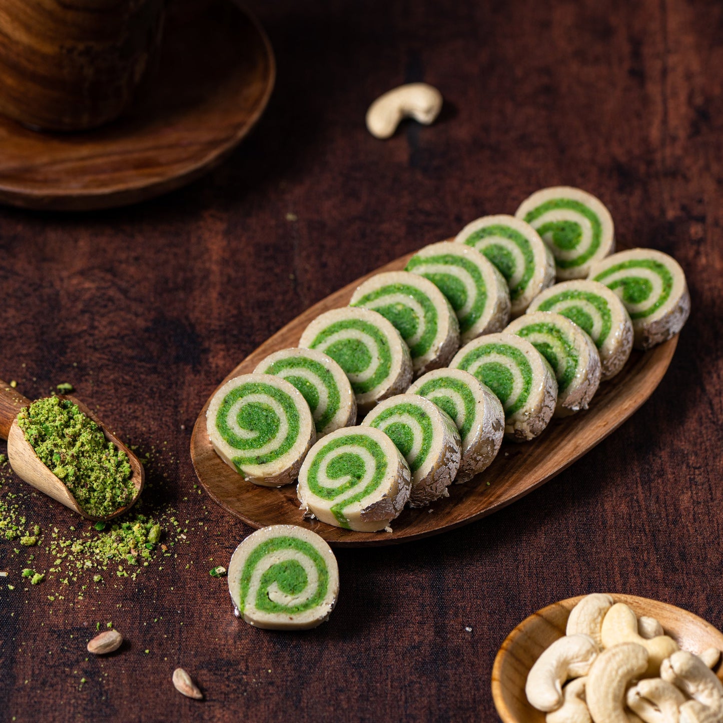 Pistachio Cashew Rolls - THE BAKLAVA BOX