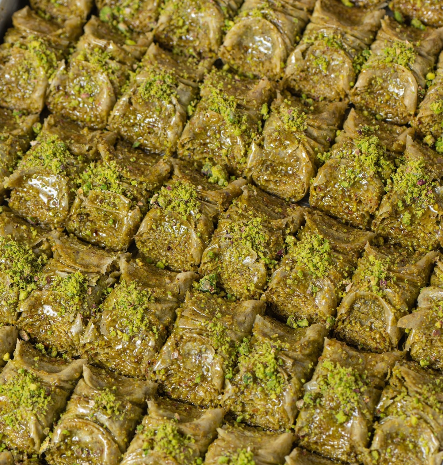 Pistachio Fold Baklava - THE BAKLAVA BOX